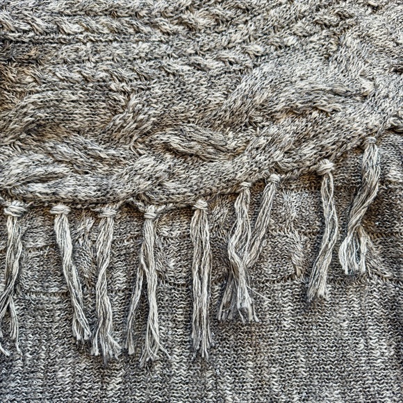 INC International Concepts Women’s Gray Fringe Knit Tunic Sweater Size L - Picture 4 of 9